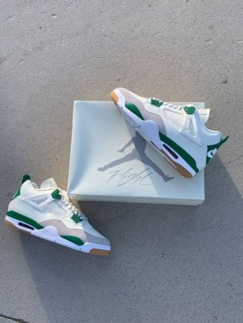 AIR JORDAN RETRO 4 PINE GREEN