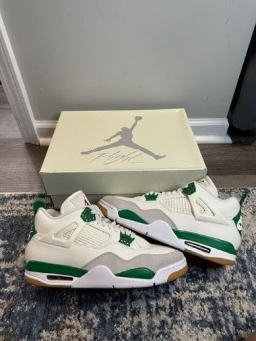 AIR JORDAN RETRO 4 PINE GREEN
