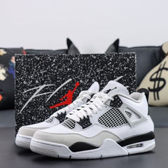 AIR JORDAN RETRO 4 MILITARY BLACK