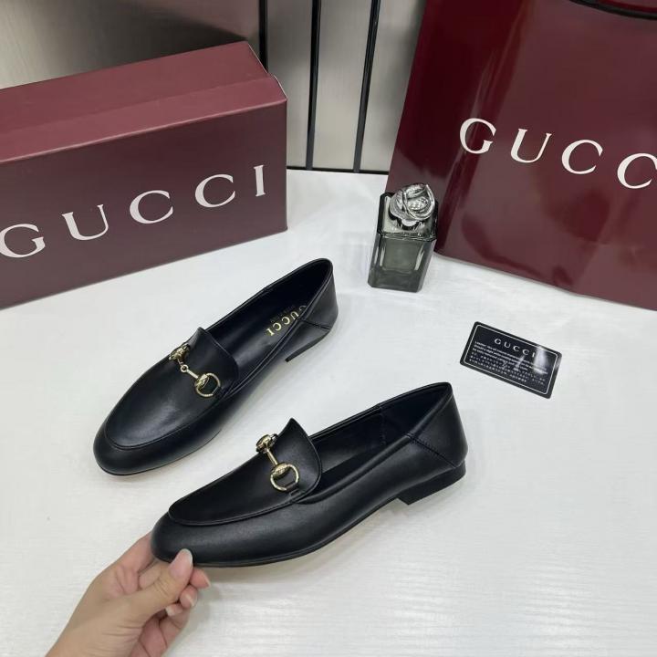 WMNS GUCCI horsebit Leather Black Loafer For Her