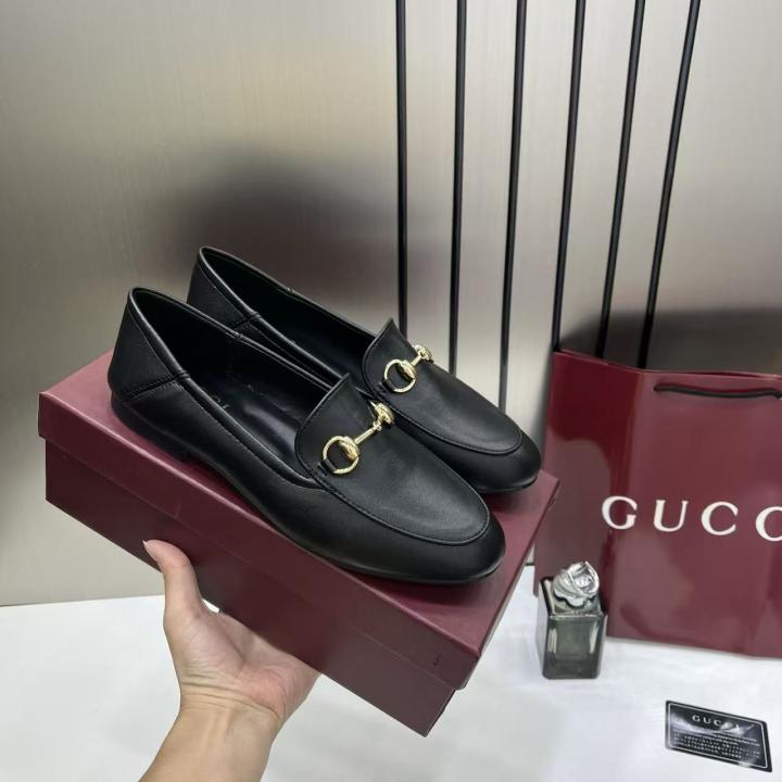 WMNS GUCCI horsebit Leather Black Loafer For Her