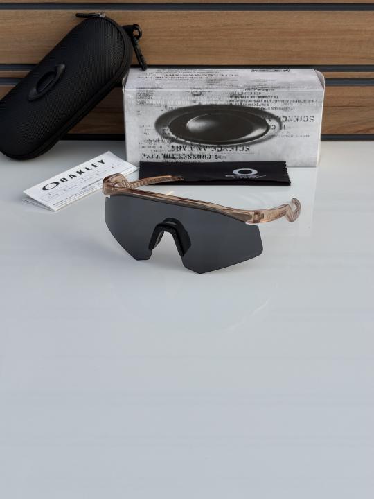 Oakley 4929 peach black
