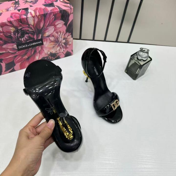 Dolce & Gabbana Sculpted Heel Baroque DG Patent Black Leather Sandal Heels With OG Box 5789 2 Black