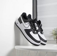 Nike Air Force 1 07 Panda