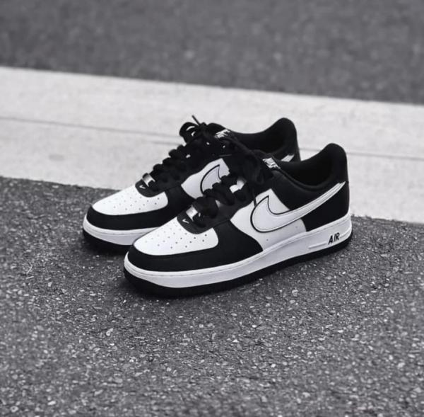 Nike Air Force 1 07 Panda