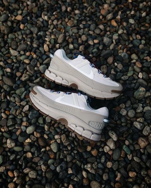 Nike Mens Zoom Vomero Roam Grey Vast White