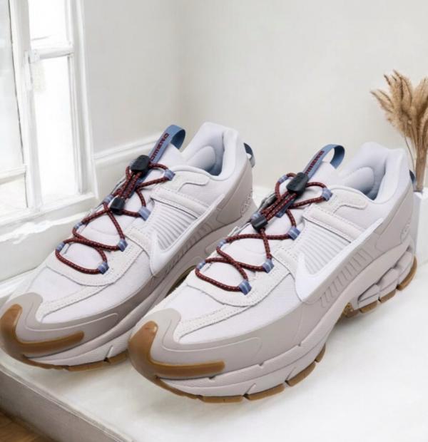 Nike Mens Zoom Vomero Roam Grey Vast White