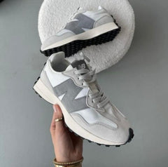 NEW BALANCE 327 WHITE GREY