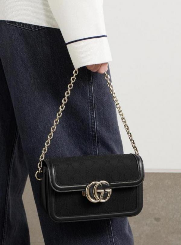 GUCCI GG CANVAS JACQUARD SHOULDER BAG WITH DOUBLE OG BOX AND DUST BAG INCLUDES CARRY BAG (46377 BLACK)