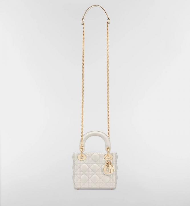 Lady dior signature matt small bag with OG box 18 Cm(matt white)