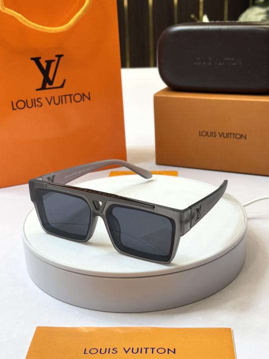 Louis Vuitton 1984 grey