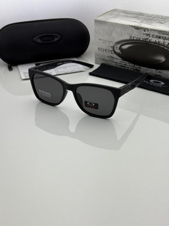 Oakley 3356 black