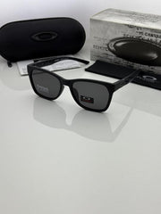 Oakley 3356 black