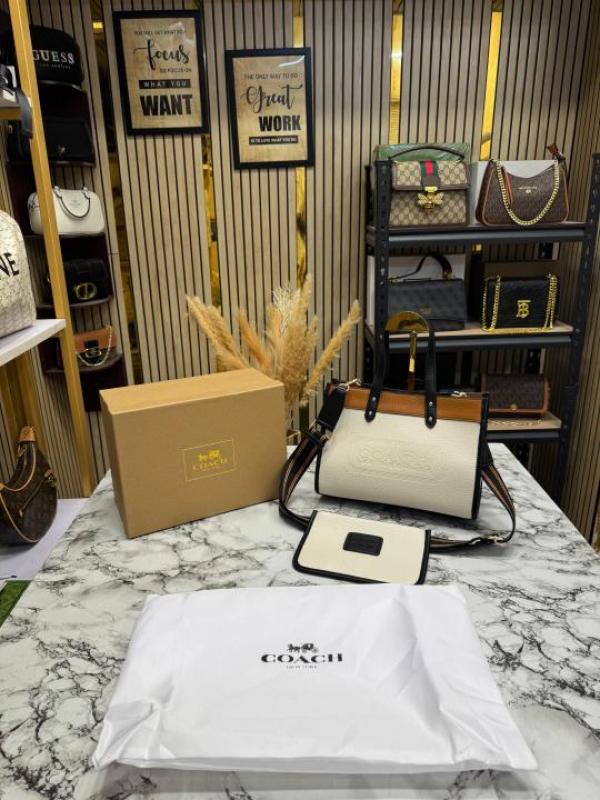 Coach Field Signature Tote Bag In Color Block With OG Box And Dust Bag C05