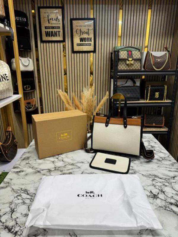 Coach Field Signature Tote Bag In Color Block With OG Box And Dust Bag C05