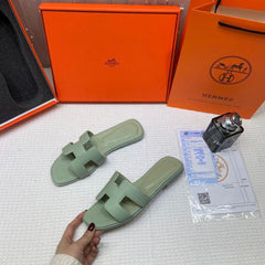 Hermes Oran Sandals Slide Vert Jade Epsom Mint Green Calfskin Leather With OG Box Carry Bag