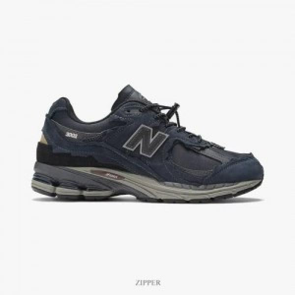 New Balance M2002RDO