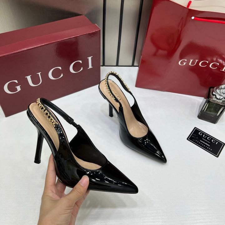 Gucci Signoria Slingback Pumps Rosso Ancora Patent Leather Black 933 G1