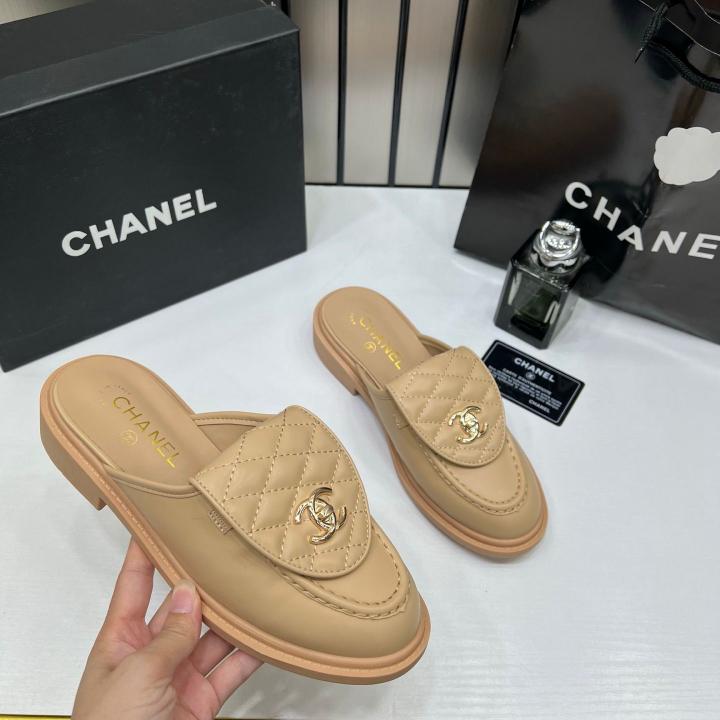 Chanel Lambskin Quilted CC Turnlock Mules Apricot With OG Box Carry Bag 21-4 Apricot