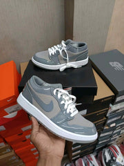 Air Jordan 1 Low SE Medium Grey Cool Grey White 468