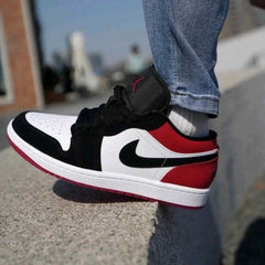 Air Jordan 1 Low Black Toe 2026 467