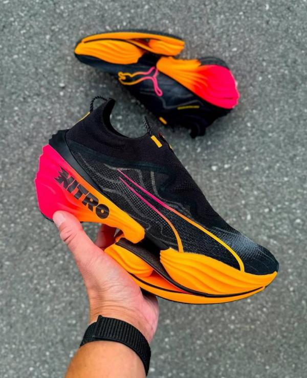 Puma Fast RB NITRO Elite Black Sun Sets Glow
