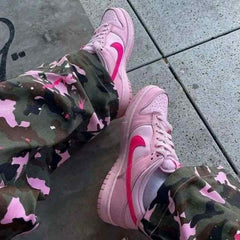 Nike Dunk Low Triple Pink
