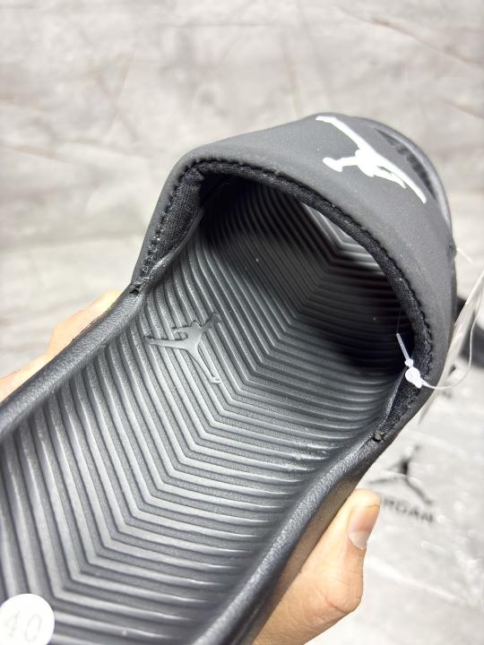 AIR JORDAN FRANCHISE SLIDE BLACK