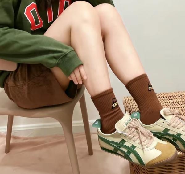 Onitsuka Tiger Mexico 66 Beige Grass Green Girls D 1882