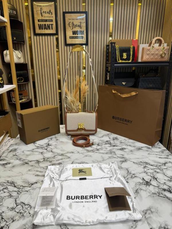 Burberry TB Shoulder Bag With Box Dust Bag Including Carry Bag BR333 Brown