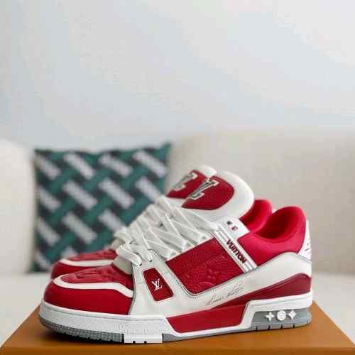 LOUIS VUITTON TRAINER SIGNATURE RED WHITE