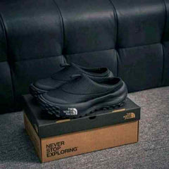 The North Face Never Stop Mule Black 1042