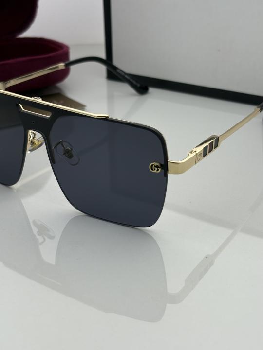 Gucci 2415 gold black