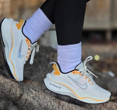 Nike Zoom Smily Yellow Gold