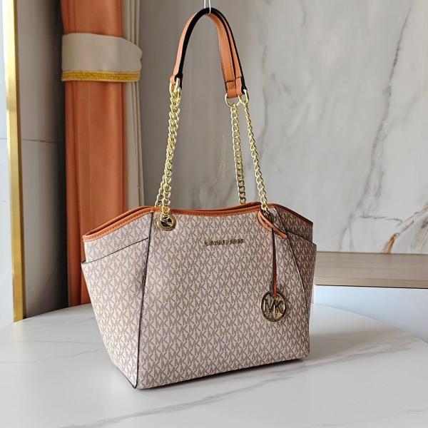 Michael Kors Jet Set Travel Chain Shoulder Tote Bag Witch Dust Bag (70199 Beige)