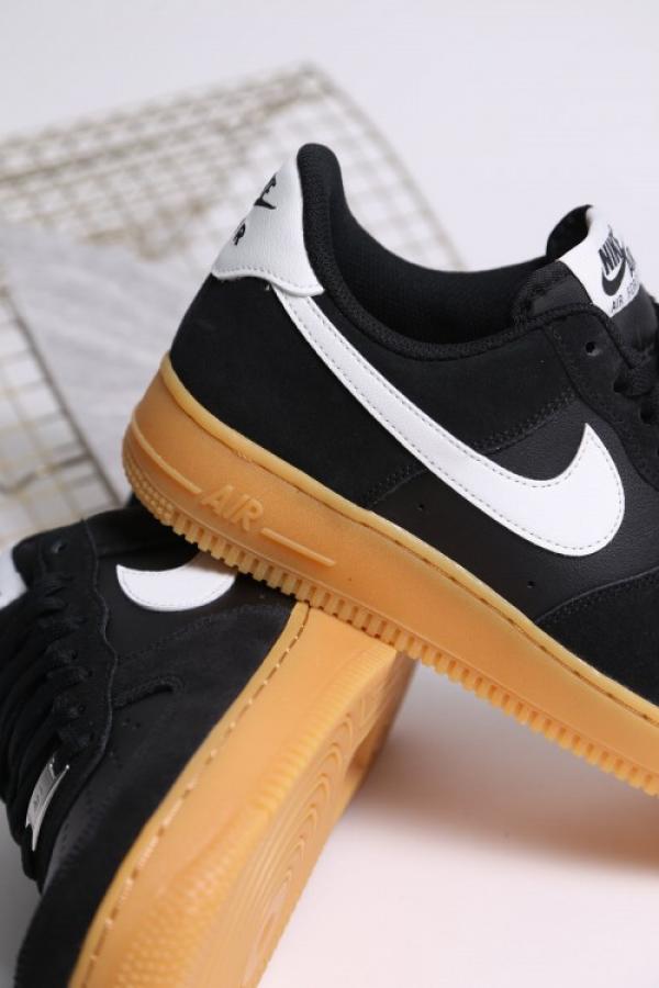 Nike AirForce 1 Low 07 Black Suede Gum