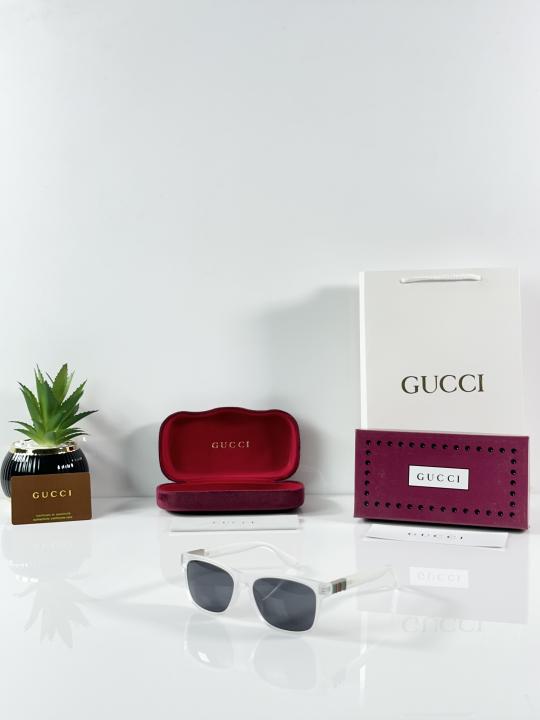 Gucci 8081 Ice Black