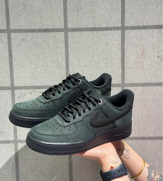 Nike Air Force 1 07 WB Black Nubuck