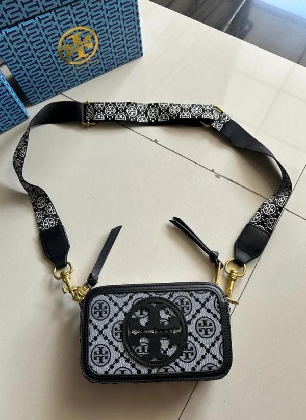 Tory Burch Miller Crossbody Camera Bag Black Grey With OG Box & Dust Bag 3300-1 Beige
