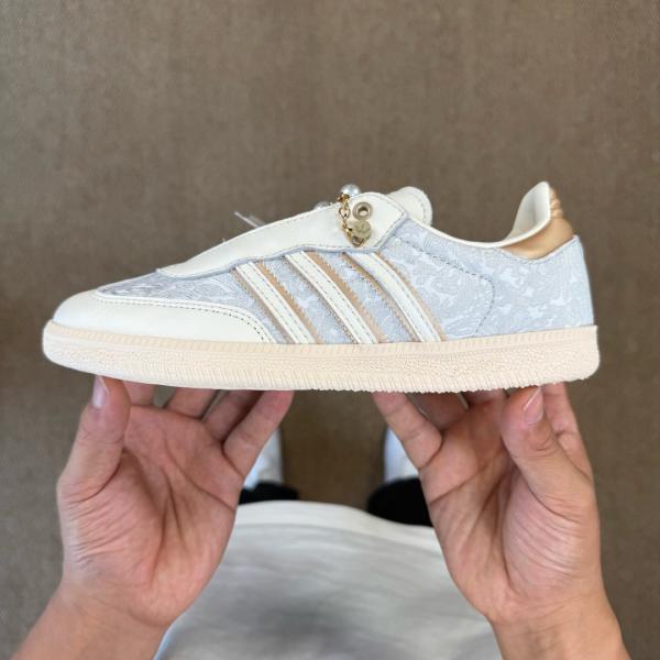 ADIDAS SAMBA OG CLOVER DESERT PEARL
