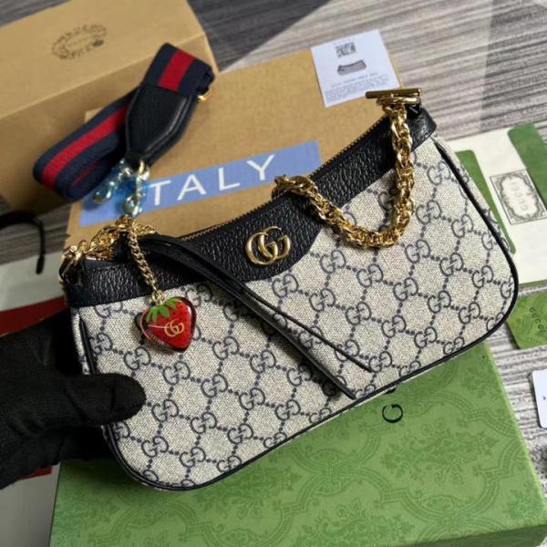 Gucci Ophidia GG Supreme Shoulder Bag With OG Box Dust Cover & Carry Bag 735132 Blue Strawberry