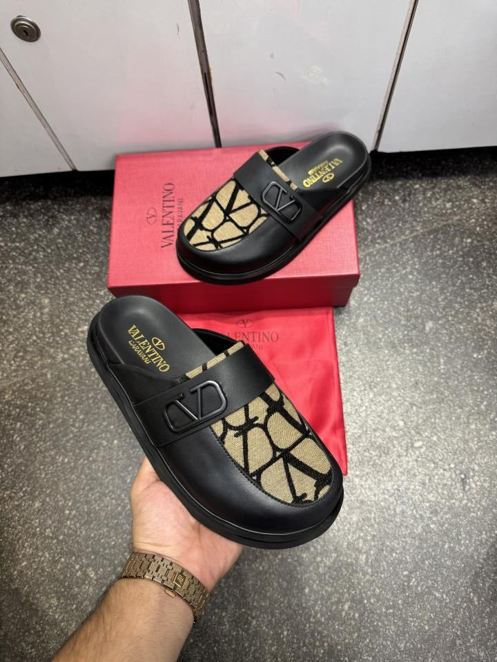 Valentino Garavani VLogo Signature slip-ons Black
