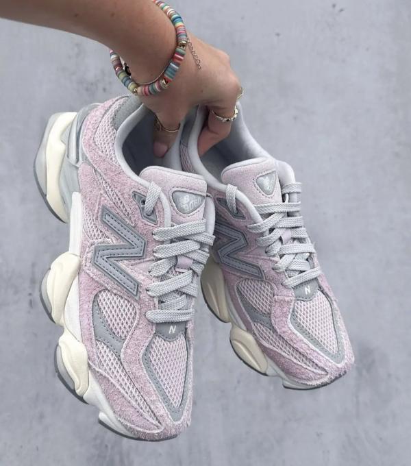 New  Balance 9060 December Sky