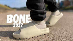 ADIDAS YEEZY SLIDES BONE SEMI UA