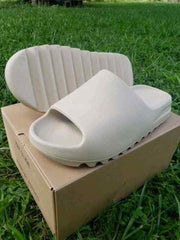 ADIDAS YEEZY SLIDES BONE SEMI UA