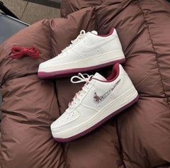 NIKE AIR FORCE 1 VALENTINE 2025 FOR HER