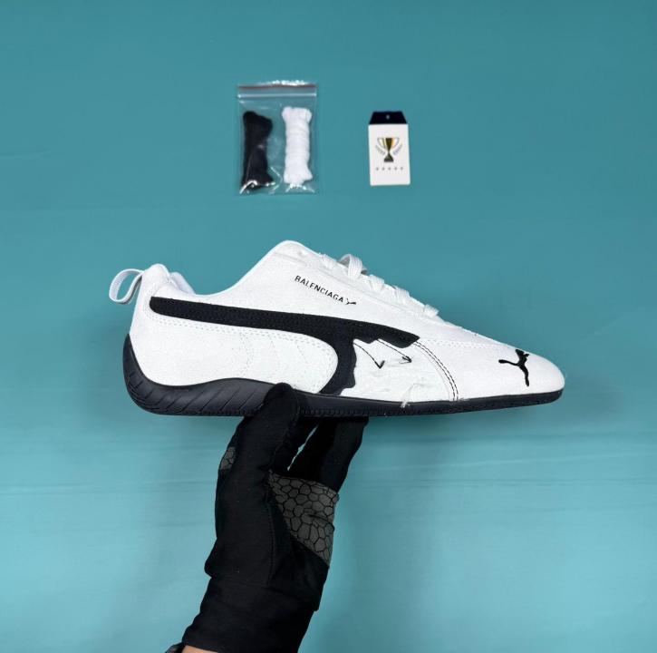 WMN Balenciaga x Puma White and Black Athletic Shoes