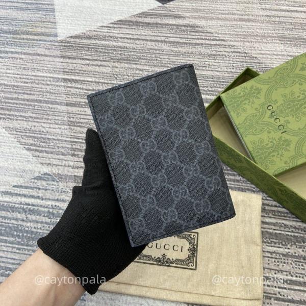 Gucci GG Supreme Emblem Black Passport Case Canvas Leather With OG Box G103