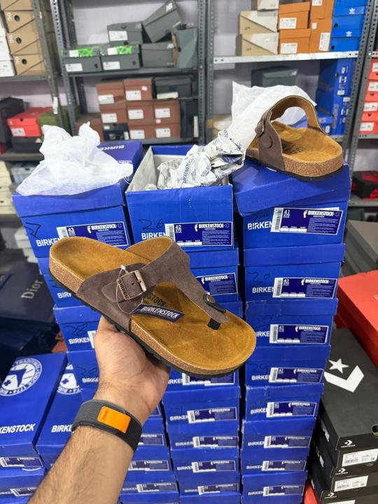 Birkenstock Gizeh Brown Suede 1904