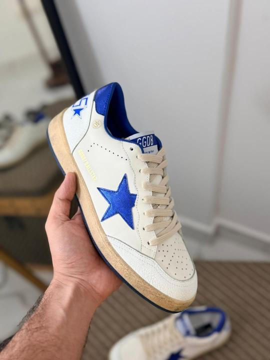 Golden Goose Mens Ball Star in white nappa with blue star